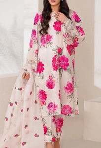 ชุดสูทสำหรับผู้หญิง3ชิ้นพร้อมที่จะสวมใส่ลายดอกไม้ชุดสนามหญ้าพิมพ์ดิจิตอลชุดที่มีความสวยงามจับคู่ dupatta - Product Image 3