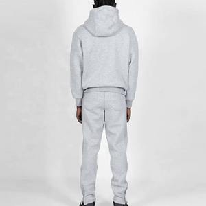 Survêtement pour homme à capuche, best-seller 2025, avec couleurs et logo personnalisés, collection d'hiver tendance, livraison aérienne, service OEM - Product Image 3