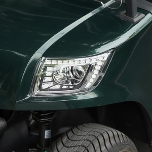 Voiture de golf électrique de qualité resort, 5-6 places, 60V lithium |   Vitesse maximale de 70 km/h, autonomie de 50 à 70 km pour des services de navette fluides - Product Image 4