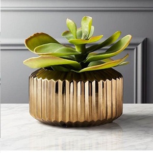 Ensemble de deux jardinières décoratives extérieures polies et brillantes en métal pour la décoration de jardin à la maison et à l'hôtel - Product Image 2