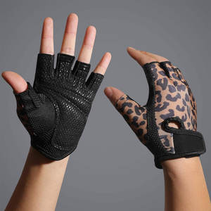 Gants de gymnastique d'haltérophilie à bas quantité minimale de commande au prix de gros Nouvelle arrivée Tissu confortable Gants de gymnastique d'haltérophilie unisexes - Product Image 3