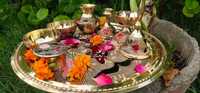 Meilleures ventes Ensemble de thali en laiton de qualité supérieure pour le temple familial Thali en laiton décoratif Articles de thali en laiton pour cadeau pour la décoration
