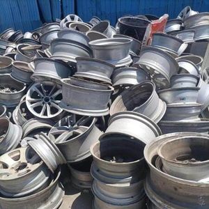 Balle de rebuts d'aluminium compressés avec fils de cuivre, matériau de recyclage industriel fabriqué en Chine - Product Image 3
