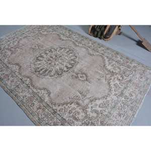 Vintage 5ft 7in X 8ft 9in Turkish Oriental Rug Classic Large Area Woolen with Patchwork Pattern for Teen Exhibition Latex Backed - Product Image 4