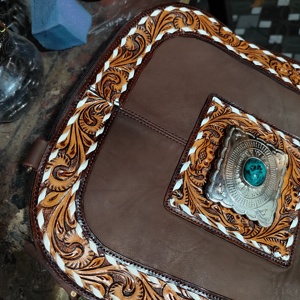 Bolso Bandolera Occidental de Cuero Genuino para Mujer, Estilo Bohemio, Color Personalizado, con Flores, Borla, Cremallera, Ecológico, Alta Calidad, Superventas - Product Image 4