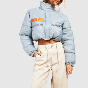 Vente en gros de bouffantes d'hiver pour femmes en vrac Vêtements d'extérieur rembourrés isolés élégants, manteaux chauds et légers, fournisseur de vêtements de mode - Product Image 1