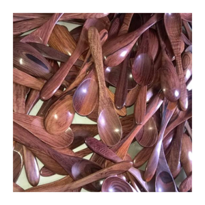 ช้อนไม้ทำด้วยมือจากวัสดุธรรมชาติจากเวียดนามสำหรับการรับประทานอาหารในห้องครัวและการจัดหาจำนวนมากทั่วโลก - Product Image 1