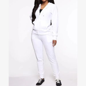 Ensemble de survêtement d'entraînement court pour femme, neuf, ajusté, 100% coton, vintage, à capuche, avec boutons, 2 pièces - Product Image 6