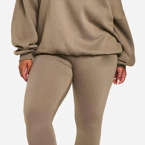 Ensemble de survêtement deux pièces en tissu doux et chaud, haut à manches longues et pantalon assorti pour femmes / Prix direct usine, polaire pour femmes - Product Image 3