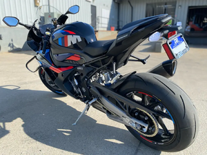 Motocicleta Deportiva M1000RR 2026 CERTIFICADA, NUEVA DE 2025, EN VENTA - Product Image 3