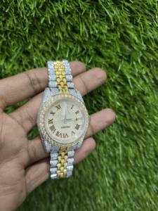 Reloj Mecánico de Lujo con Cristal Cuadrado, Moissanita VVS, Diseño Esqueleto Helado, Estilo Presidencial, Manecillas Doradas y Diamantes - Product Image 2