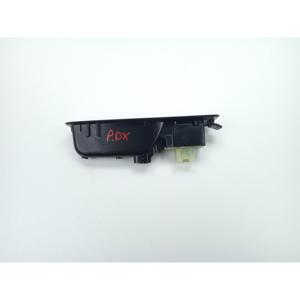แผงปุ่มด้านหลังขวา DACIA Sandero Series (21>) รุ่น 254013145R - Product Image 2