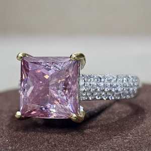 Anillo de Compromiso y Boda para Mujer, con Diamante Moissanita Original Certificado por GRA, Corte Princesa, Engaste de Plata 925 - Product Image 4