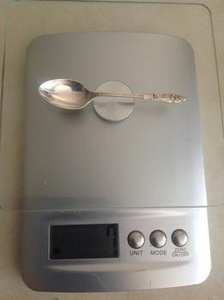 Cuillère en métal de qualité supérieure Argenterie en acier inoxydable Design simple Vaisselle Dessert Couverts Cuillères de mariage de l'Inde Salle à manger idéale - Product Image 2