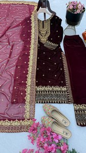 ชุดเดรสพื้นเมืองของผู้หญิงพร้อม dupatta และกางเกงแนบ - Product Image 6