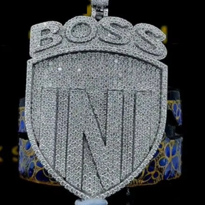 Pendentif Hip Hop personnalisé en argent sterling 925 avec Moissanite à coupe ronde brillante et glacé Lettre personnalisée Pendentif et breloque pour hommes - Product Image 1
