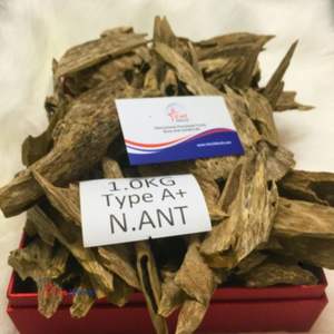 Copeaux d'agarwood du Vietnam, matériau boisé pour bâtonnets d'encens et mélange de bakhoor, aromatique - Product Image 5