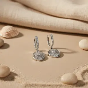 Boucles d'oreilles pendantes en or blanc plaqué or 18 carats pour femmes avec accents de perles et de diamants - Product Image 2