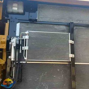 Excavatrice Komatsu 336D d'occasion, poids opérationnel de 25 tonnes, équipement de construction lourd, bon état d'origine, composants PLC à vendre - Product Image 2