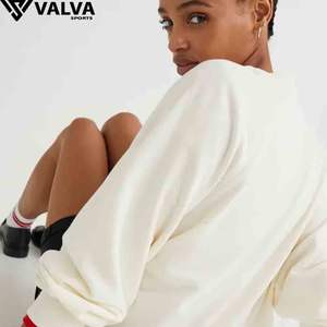 Sweat Femme Coton Couleur Unie Automne Hiver Thermique Polaire Streetwear Sweat Personnalisé Selon votre marque. - Product Image 3