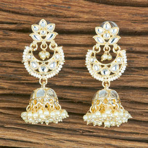 Pendientes de latón Kanhai Jewels hechos a mano con baño de oro, joyería de aniversario para mujer, modelo 110352 - Product Image 1