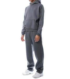 ชุดเซ็ตสองชิ้นสำหรับฤดูหนาว ระบายอากาศได้ดี สไตล์สตรีทแวร์ ผ้าฝ้าย 100% พร้อมโลโก้ OEM แบบกำหนดเอง เหมาะสำหรับวิ่งออกกำลังกายและเล่นกีฬา ชุดวอร์มผู้ชาย - Product Image 1