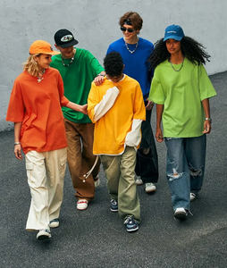 Verano manga corta cuello redondo Color en blanco logotipo personalizado suelta de talla grande hendidura Slim Fit Deporte Camiseta - Product Image 2