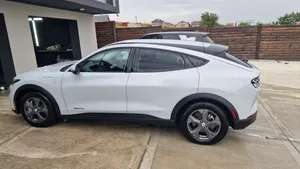 2021 MOUTANG Moch-E AWD SUV with Lithium Battery R18 Tires Leather Seats 6-Seater <b>Panoramic</b> Sunroof - Product Image 5