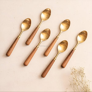 Juego de Cucharas de Boda de Acero Inoxidable Dorado y Madera de Primera Calidad - Diseño Moderno y Lujoso, Vajilla Elegante (Juego de 6) - Product Image 5