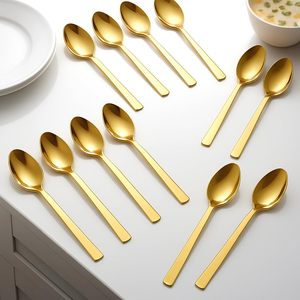 Ensemble de couverts dorés élégants conçu en acier inoxydable de qualité supérieure, ajoutant du charme aux tables à manger - Product Image 1