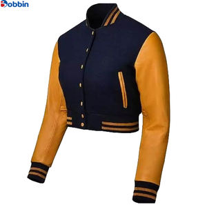 Chaquetas Varsity Cortas Personalizadas para Mujer, con Cuerpo de Lana y Mangas de Cuero, Chaquetas Letterman - Product Image 3