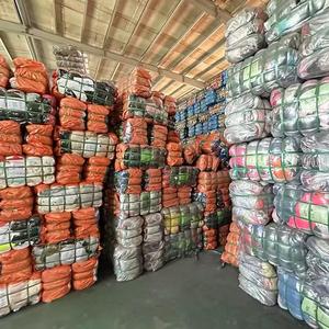 Robe d'été pour femmes de première qualité, vêtements d'occasion en vrac, taille mixte adulte, 70 kg, prêt à être expédié - Product Image 1