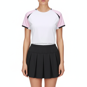Conjunto de Uniforme de Bádminton Personalizado OEM para Mujer, Camiseta de Manga Corta con Mangas Raglán en Contraste y Falda Plisada - Product Image 1