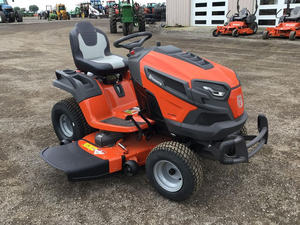 Cortadora de Césped Husqvarna TS354XD, Cortadora de Césped Husqvarna TS248XD de 54 Pulgadas con Motor Kawasaki, Bloqueo Diferencial Hidrostático para Jardín - Product Image 1