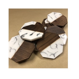 Posavasos de resina con posavasos de madera para cocina y mesa, posavasos cuadrado hecho a mano, esteras y almohadillas de la mejor calidad - Product Image 5