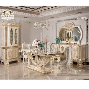 Juego de mesa de comedor tallada pesada de diseño rococó, juego de mesa de comedor victoriano en oro blanco pulido, el mejor juego de comedor tallado a mano de madera - Product Image 1