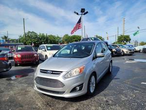 Voiture d'occasion Ford C-Max Hybrid SEL 2015 à bas prix à vendre - Product Image 1
