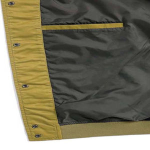 Chaqueta de bombardero de satén duradera de alta calidad para hombres Chaqueta de satén de béisbol universitaria cómoda de moda para hombres para estudiantes - Product Image 4