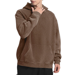 Commande en gros Chemise à capuche baggy avec manches tombantes poche avant généreuse idéale pour les rencontres décontractées ou les moments de détente - Product Image 4