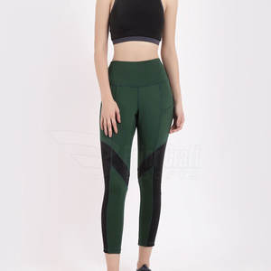 Legging actif de gymnastique et d'entraînement taille haute sans couture pour femmes de taille XL Legging en Spandex solide imprimé de logo personnalisé - Product Image 5