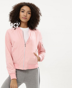Venta caliente mujeres recortadas bombardero Varsity chaqueta de satén para mujeres Casual acolchado ligero chaquetas Zip Outwear chaqueta raglán - Product Image 5