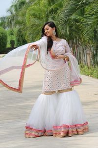 Nouveau lancement de créateur de style indien pakistanais exclusif ethnique Georgette broderie Sharara Palazzo à un prix raisonnable - Product Image 4