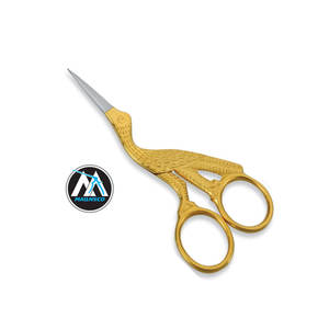 Ciseaux à cuticules en acier inoxydable pour les soins personnels - Product Image 1