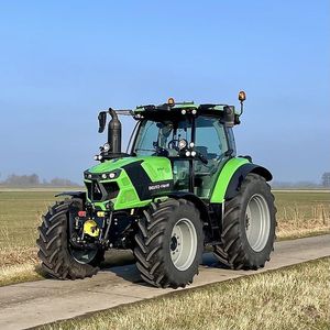 รถแทรกเตอร์การเกษตร Deutz-Fahr รุ่น 6140 TTV คุณภาพเยี่ยม พร้อมที่ตัก 4 ล้อขับเคลื่อน  พร้อมเครื่องยนต์ ปั๊ม และเกียร์ สำหรับการเกษตร - Product Image 5
