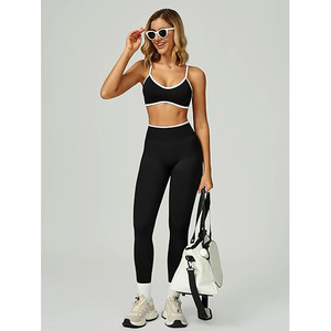 Ensembles de yoga d'entraînement, haut et leggings réversibles, respirants, tissu extensible léger, confort athlétique, ajustement confortable, 2 pièces, écologiques - Product Image 4