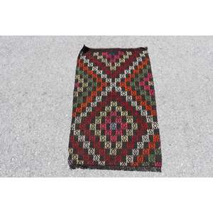 Alfombra Vintage de 2x3.5 pies, Alfombra Turca Kilim, Alfombra Roja Ikat de Lana - Product Image 1