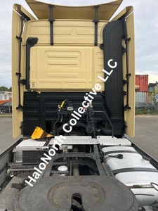 Camion tracteur châssis semi-remorque Mercedes Benz Actros 1841 4x2 Euro 5 Diesel à conduite à gauche, 351-450 ch, 21-30 tonnes, modèle 2013 d'occasion - Product Image 5