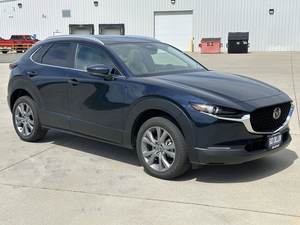 Usado Clean 2024 Mazda 2,5 S Preferred AWD SUV usado con asientos de cuero interior oscuro caja de cambios manual - Product Image 4