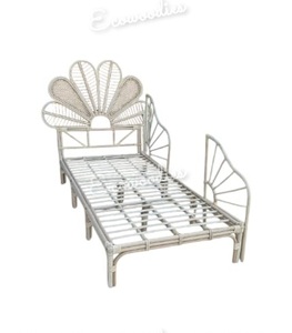 Tumbona Plegable de Bambú Moderna y Minimalista para Hoteles y Resorts de Lujo, Uso en Exteriores Junto a la Piscina, Venta al Por Mayor - Product Image 4