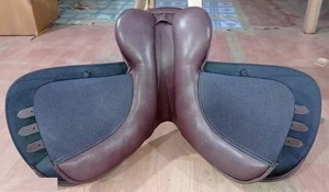 Selle de cheval de saut anglais tout usage en cuir marron foncé fait à la main - Product Image 6